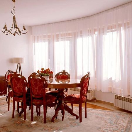 Апартаменти Beautiful Duplex In Heart Of Old Town - Free Parking Сараєво Екстер'єр фото