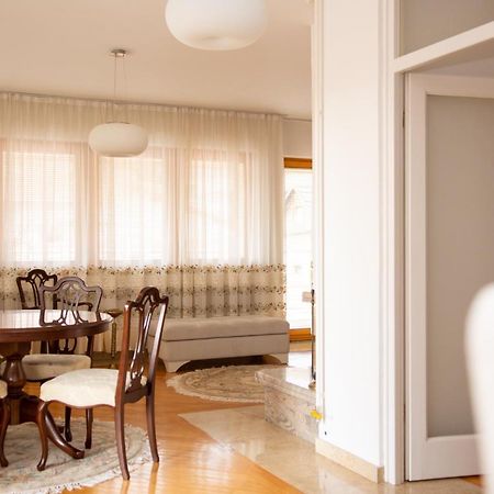 Апартаменти Beautiful Duplex In Heart Of Old Town - Free Parking Сараєво Екстер'єр фото