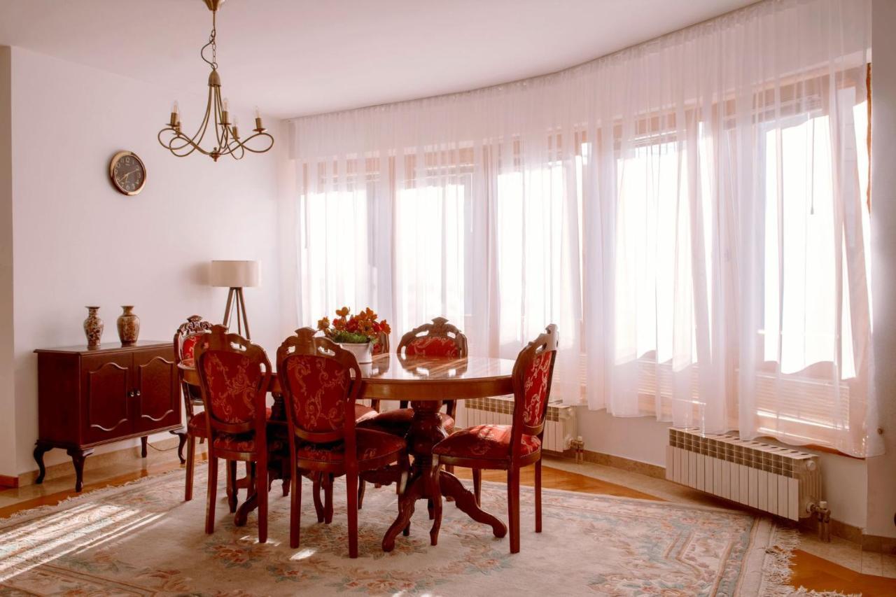 Апартаменти Beautiful Duplex In Heart Of Old Town - Free Parking Сараєво Екстер'єр фото